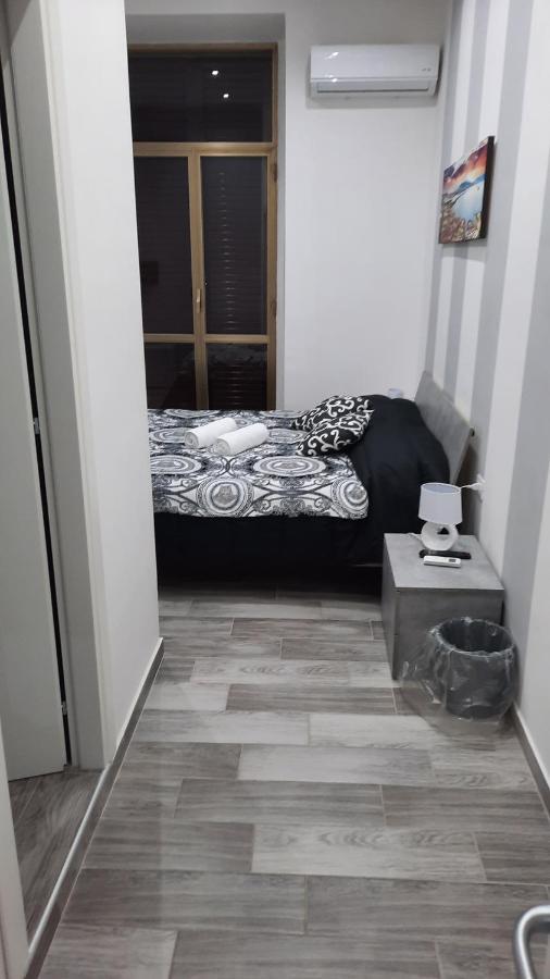 מלון נאפולי Casa Napul'E מראה חיצוני תמונה