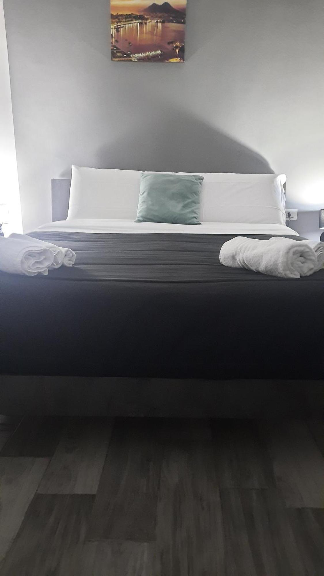 מלון נאפולי Casa Napul'E מראה חיצוני תמונה