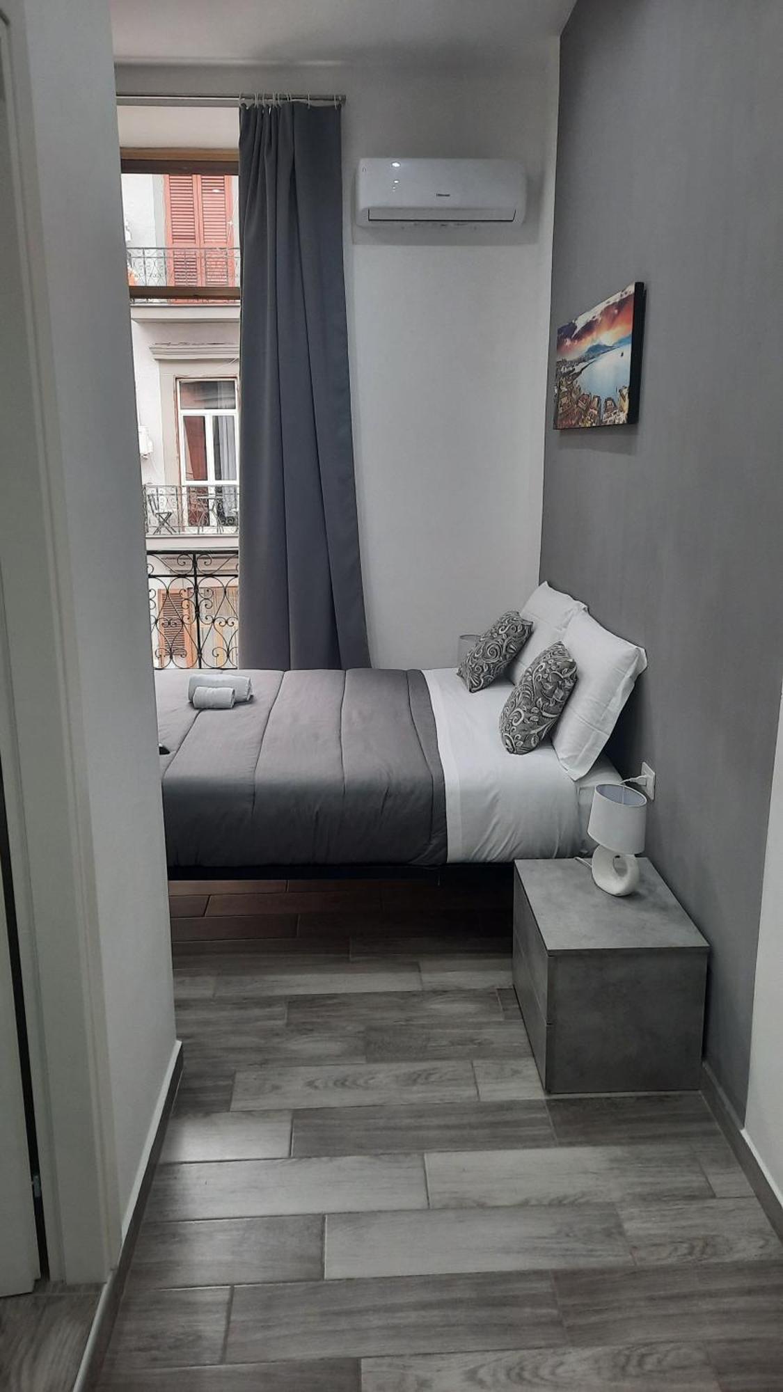 מלון נאפולי Casa Napul'E מראה חיצוני תמונה